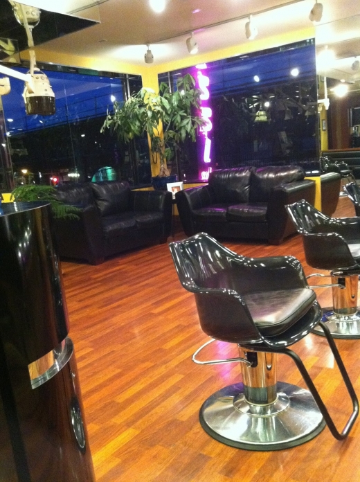 Rossi Salon Inc in Brooklyn City, New York, United States - #1 Photo of Point of interest, Establishment, Beauty salon