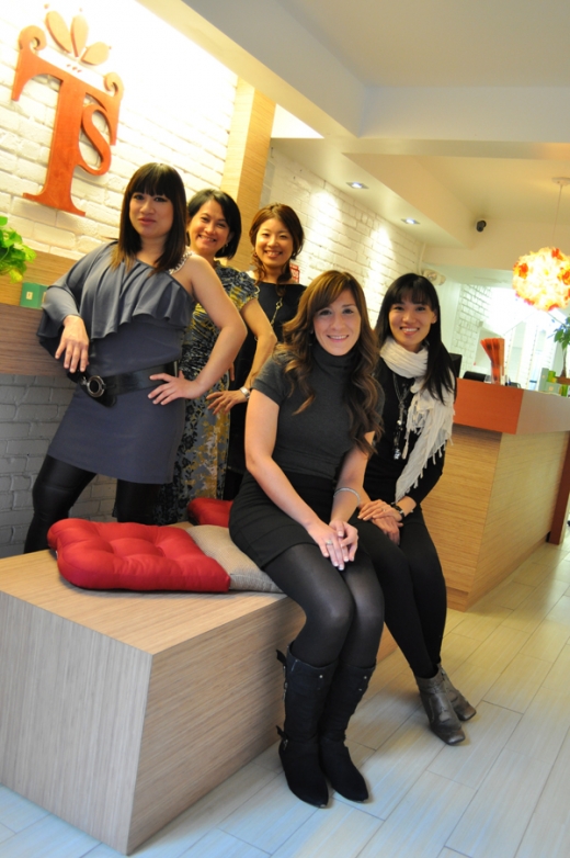 Photo by <br />
<b>Notice</b>:  Undefined index: user in <b>/home/www/activeuser/data/www/vaplace.com/core/views/default/photos.php</b> on line <b>128</b><br />
. Picture for Tomoko Shima Hair Salon in New York City, New York, United States - Point of interest, Establishment, Beauty salon, Hair care