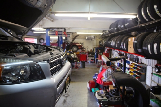 Ridge Exxon Auto Service Center in Lyndhurst City, New Jersey, United States - #4 Photo of Point of interest, Establishment, Car repair