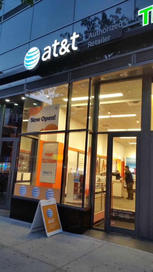AT&T Authorized Retailer in Queens City, New York, United States - #1 Photo of Point of interest, Establishment, Store, Electronics store