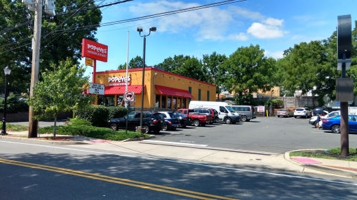 Popeyes® Louisiana Kitchen in Rutherford City, New Jersey, United States - #3 Photo of Restaurant, Food, Point of interest, Establishment