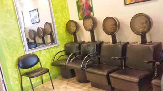 Versatile Beauty Salon in Queens City, New York, United States - #3 Photo of Point of interest, Establishment, Beauty salon