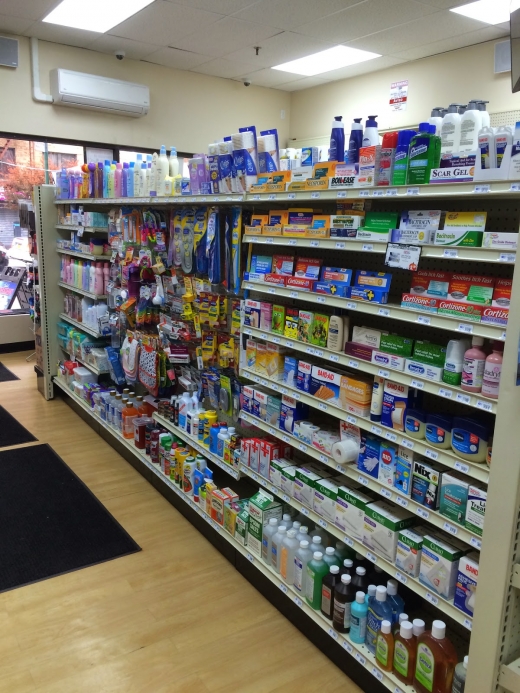 Isabels Pharmacy Inc. in Bronx City, New York, United States - #2 Photo of Point of interest, Establishment, Finance, Store, Health, Pharmacy