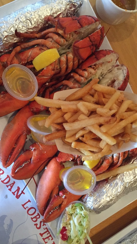 Jordan Lobster Farms in Island Park City, New York, United States - #3 Photo of Restaurant, Food, Point of interest, Establishment