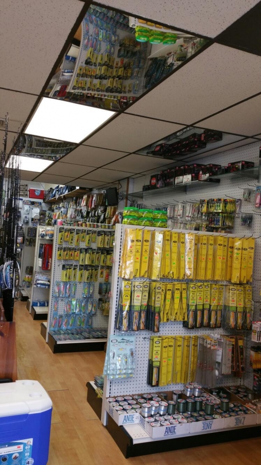 Photo by <br />
<b>Notice</b>:  Undefined index: user in <b>/home/www/activeuser/data/www/vaplace.com/core/views/default/photos.php</b> on line <b>128</b><br />
. Picture for Flushing Pro Bait & Tackle in Queens City, New York, United States - Point of interest, Establishment, Store