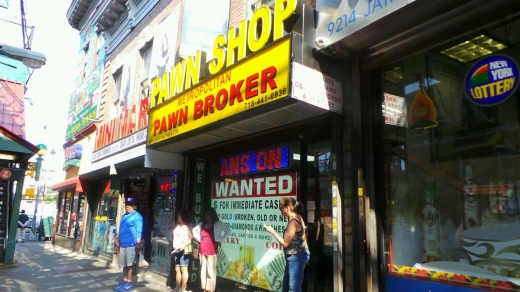 Photo by Walkereight NYC for Metropolitan Pawn Brokers
