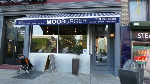 Photo by Walkerfive NYC for Mooburger