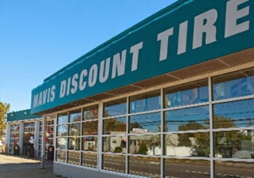 Mavis Discount Tire in Franklin Square City, New York, United States - #3 Photo of Point of interest, Establishment, Store, Car repair