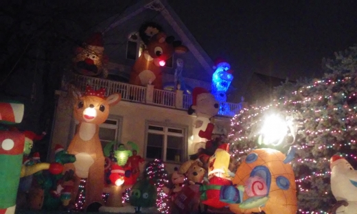 Photo by <br />
<b>Notice</b>:  Undefined index: user in <b>/home/www/activeuser/data/www/vaplace.com/core/views/default/photos.php</b> on line <b>128</b><br />
. Picture for Dyker Heights Christmas Lights in New York City, New York, United States - Point of interest, Establishment