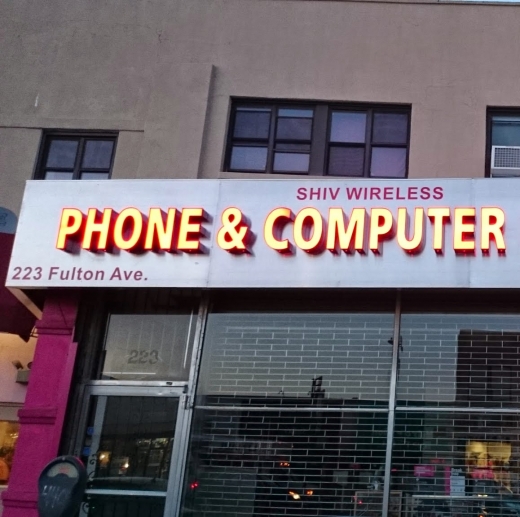 PHONE & COMPUTER REPAIR ( iphone Repair , Phone repair , ipad repair , computer repair ) in Hempstead City, New York, United States - #1 Photo of Point of interest, Establishment, Store