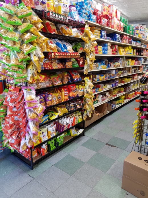 BMCB DELI GROCERY CORP in Bronx City, New York, United States - #3 Photo of Food, Point of interest, Establishment, Store, Grocery or supermarket