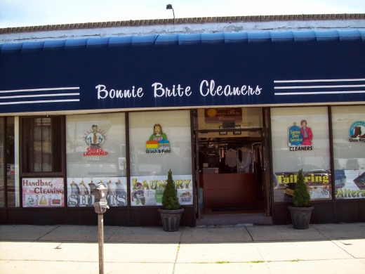 Photo by <br />
<b>Notice</b>:  Undefined index: user in <b>/home/www/activeuser/data/www/vaplace.com/core/views/default/photos.php</b> on line <b>128</b><br />
. Picture for Bonnie Brite Cleaners in Queens City, New York, United States - Point of interest, Establishment, Laundry