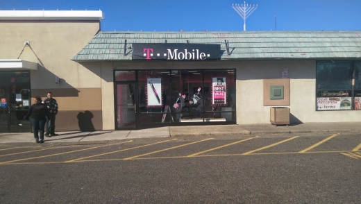 T-Mobile Secaucus in Secaucus City, New Jersey, United States - #1 Photo of Point of interest, Establishment, Store