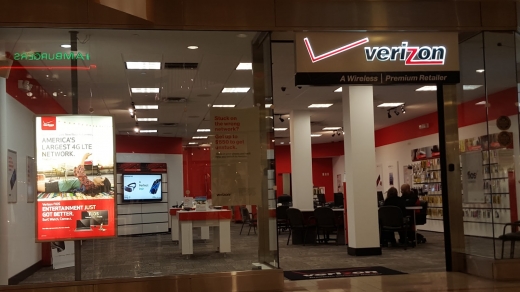Verizon Fios Store - Woodbridge in Woodbridge Township City, New Jersey, United States - #1 Photo of Point of interest, Establishment, Store