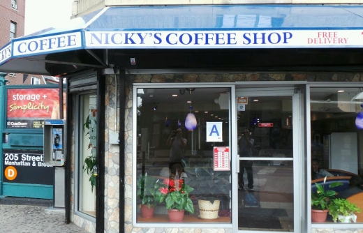Photo by Walkertwentyfour NYC for Nickys Coffee Shop