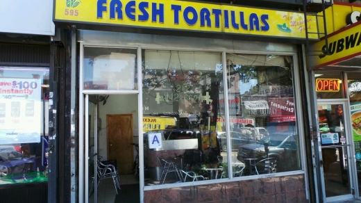 Photo by Walkertwentyfour NYC for 207 Fresco Tortillas