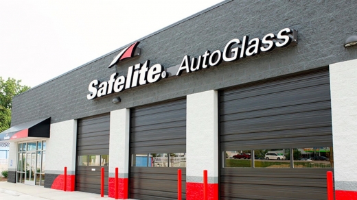 Safelite AutoGlass in Queens City, New York, United States - #1 Photo of Point of interest, Establishment, Car repair