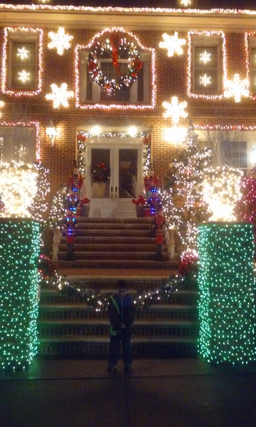 Photo by <br />
<b>Notice</b>:  Undefined index: user in <b>/home/www/activeuser/data/www/vaplace.com/core/views/default/photos.php</b> on line <b>128</b><br />
. Picture for Dyker Heights Christmas Lights in New York City, New York, United States - Point of interest, Establishment