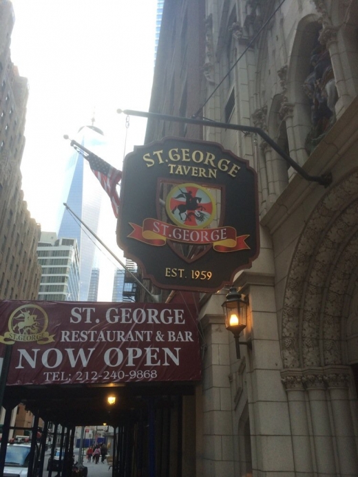 St. George Tavern in New York City, New York, United States - #3 Photo of Restaurant, Food, Point of interest, Establishment, Bar