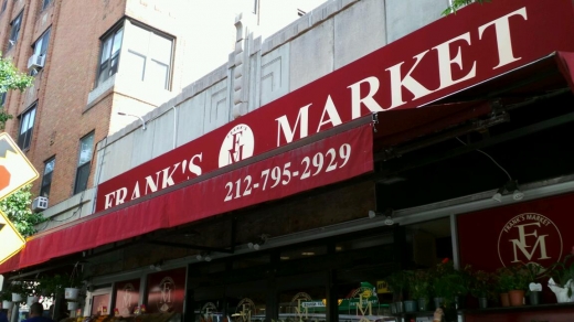 Photo by Walkertwentythree NYC for Franks Gourmet Market