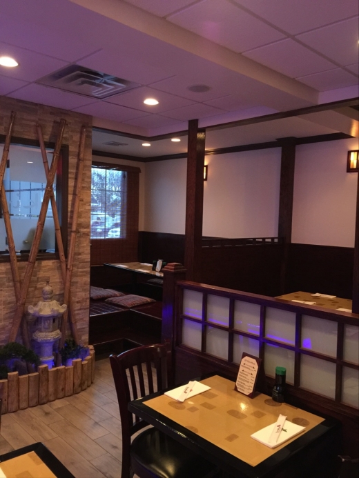 Kiraku Japanese Restaurant in Glen Head City, New York, United States - #4 Photo of Restaurant, Food, Point of interest, Establishment, Bar