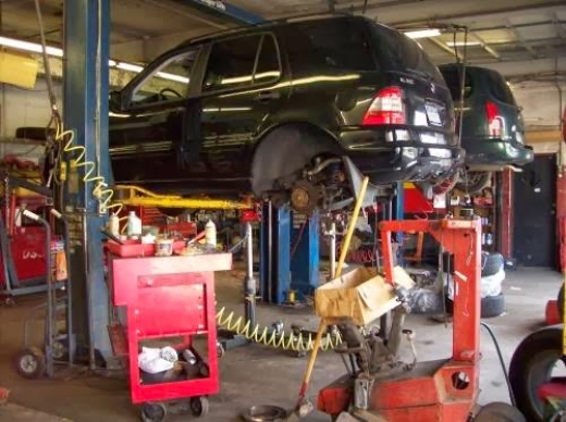 Toussaint Auto Repair Inc in Uniondale City, New York, United States - #2 Photo of Point of interest, Establishment, Car repair