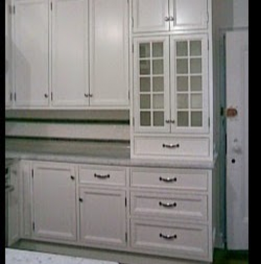 Photo by Kitchen Cabinets of New York for Kitchen Cabinets of New York