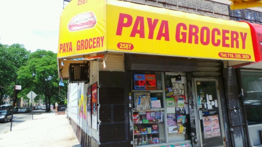 Photo by Walkertwentyfour NYC for Paya Deli Grocery Corp