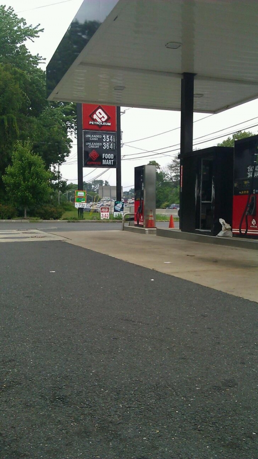 Photo by <br />
<b>Notice</b>:  Undefined index: user in <b>/home/www/activeuser/data/www/vaplace.com/core/views/default/photos.php</b> on line <b>128</b><br />
. Picture for 19 Petroleum in Sayreville City, New Jersey, United States - Food, Point of interest, Establishment, Store, Gas station, Convenience store, Car repair