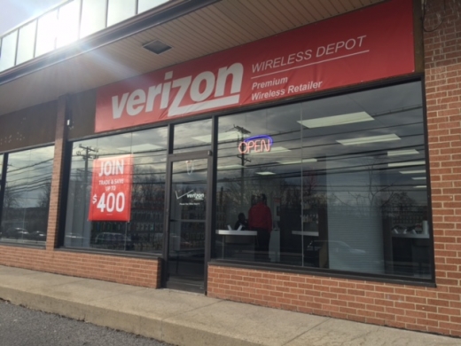 Verizon Wireless in Richmond City, New York, United States - #1 Photo of Point of interest, Establishment, Store