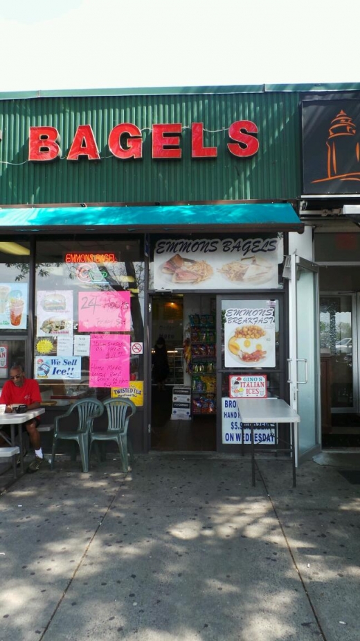 Photo by Walkertwo NYC for Emmons Bagels