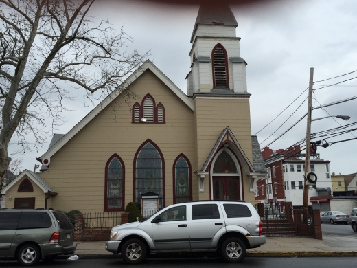 David Livingstone Baptist Church/ Iglesia Bautista David Livingstone in Elizabeth City, New Jersey, United States - #1 Photo of Point of interest, Establishment, Church, Place of worship
