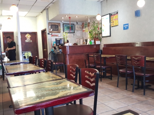 Fatima's Halal Kitchen in Astoria City, New York, United States - #1 Photo of Restaurant, Food, Point of interest, Establishment