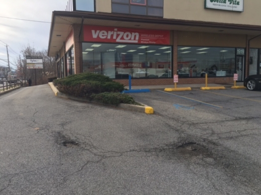 Verizon Wireless in Richmond City, New York, United States - #2 Photo of Point of interest, Establishment, Store