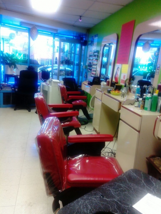 Arami Unisex in Queens City, New York, United States - #1 Photo of Point of interest, Establishment, Beauty salon