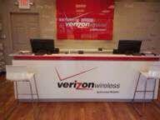 Verizon Wireless World of Bergenfield in Bergenfield City, New Jersey, United States - #4 Photo of Point of interest, Establishment, Store, Electronics store