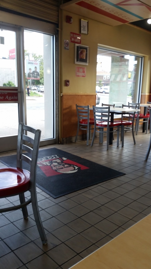 KFC in Richmond City, New York, United States - #3 Photo of Restaurant, Food, Point of interest, Establishment