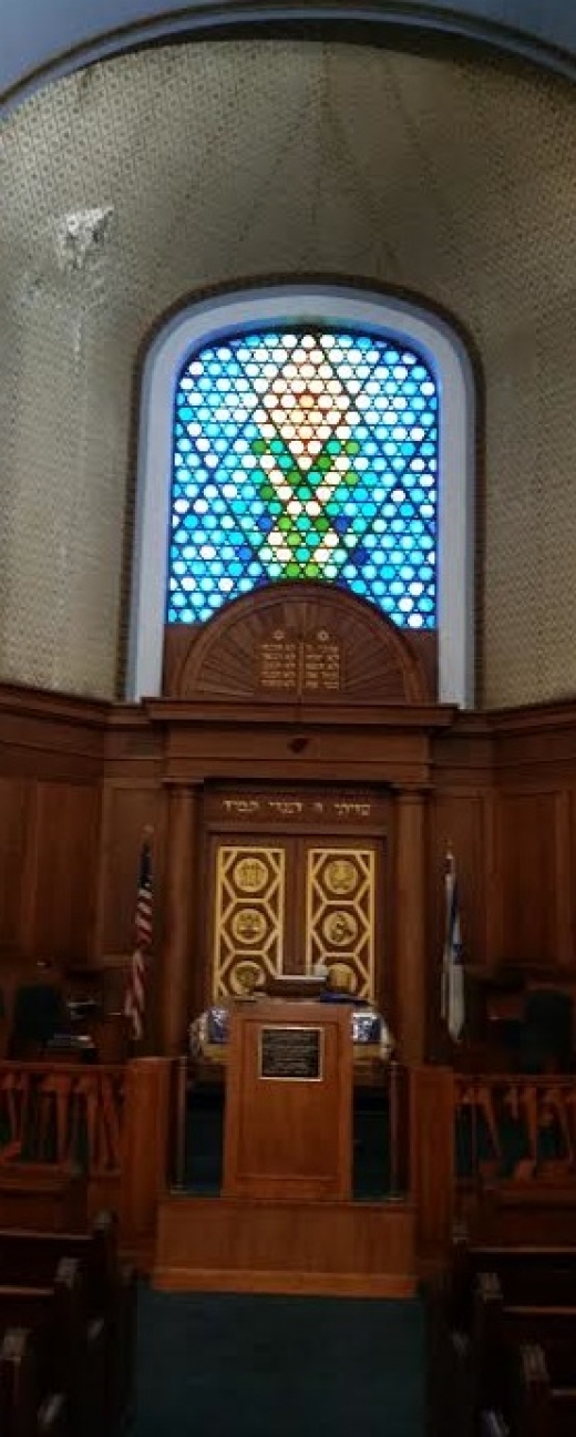 Photo by Mike Weinstein for Congregation Sons of Israel