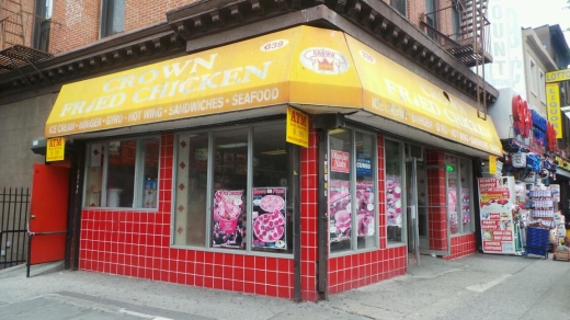 Photo by Walkerseventeen NYC for Crown Fried Chicken