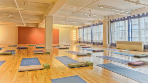 Photo by <br />
<b>Notice</b>:  Undefined index: user in <b>/home/www/activeuser/data/www/vaplace.com/core/views/default/photos.php</b> on line <b>128</b><br />
. Picture for YogaWorks Upper Westside in New York City, New York, United States - Point of interest, Establishment, Store, Health, Clothing store, Gym