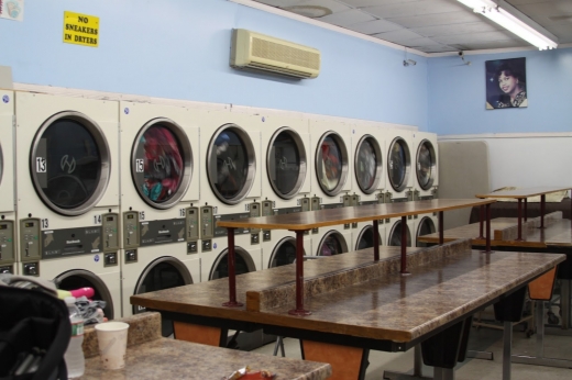 J and S Laundromat and Cleaners in Jersey City, New Jersey, United States - #2 Photo of Point of interest, Establishment, Laundry