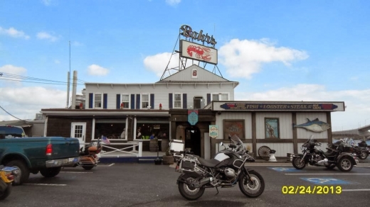Bahrs Landing Seafood Restaurant & Marina in Highlands City, New Jersey, United States - #4 Photo of Restaurant, Food, Point of interest, Establishment, Bar