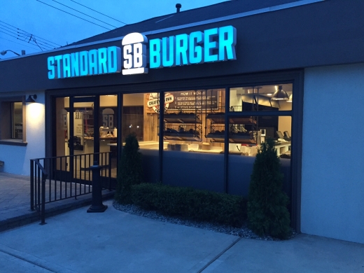 Standard Burger in Staten Island City, New York, United States - #3 Photo of Restaurant, Food, Point of interest, Establishment