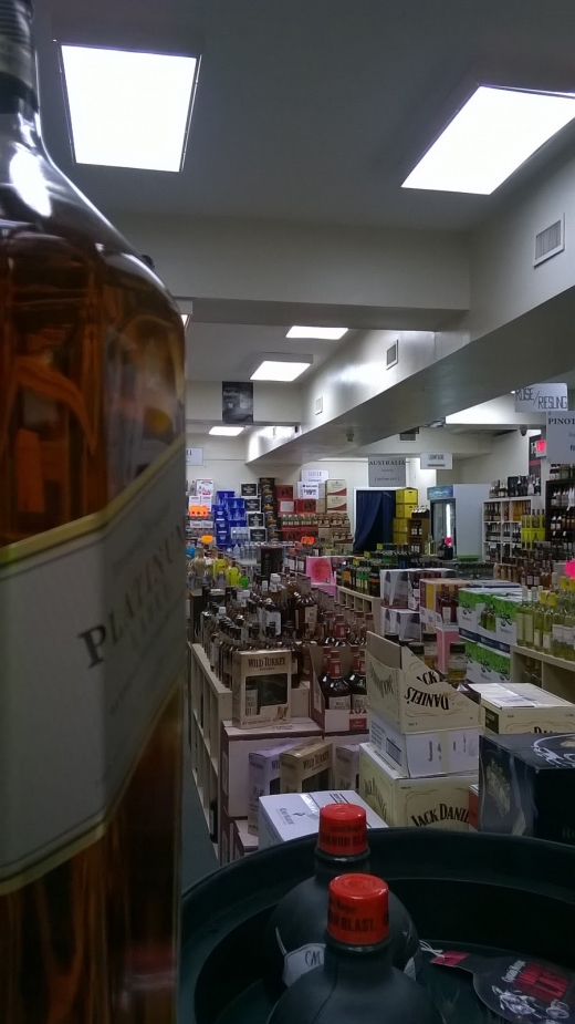 Royal Liquor and Wine in West Hempstead City, New York, United States - #2 Photo of Food, Point of interest, Establishment, Store, Liquor store