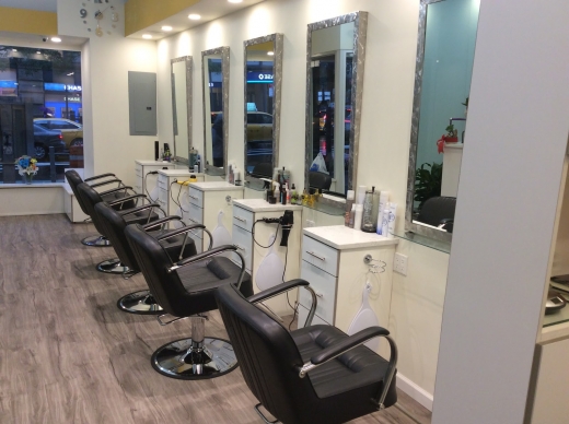 J & E Hair Salon inc in New York City, New York, United States - #1 Photo of Point of interest, Establishment, Hair care