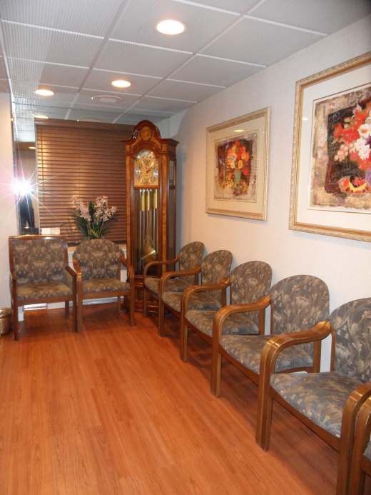 Photo by <br />
<b>Notice</b>:  Undefined index: user in <b>/home/www/activeuser/data/www/vaplace.com/core/views/default/photos.php</b> on line <b>128</b><br />
. Picture for Manhattan Periodontal Associates in New York City, New York, United States - Point of interest, Establishment, Health, Dentist