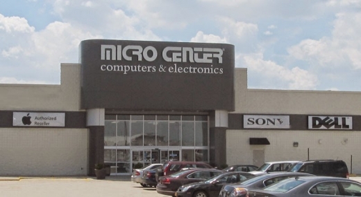 Micro Center in Yonkers City, New York, United States - #1 Photo of Point of interest, Establishment, Store, Electronics store