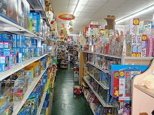 Greenpoint Toy Center in Brooklyn City, New York, United States - #2 Photo of Point of interest, Establishment, Store