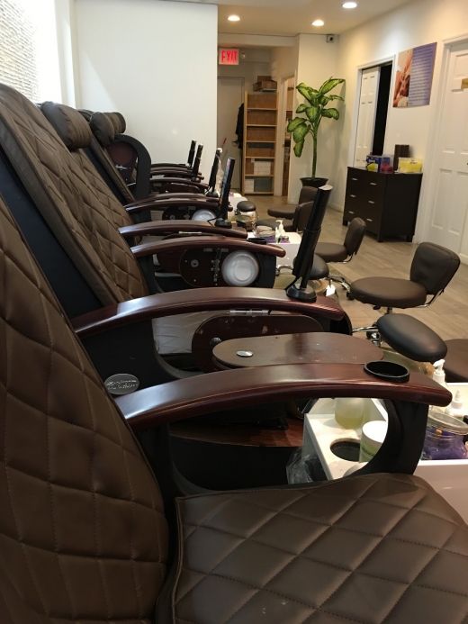 Vivian Joy Nail Spa in Queens City, New York, United States - #4 Photo of Point of interest, Establishment, Beauty salon, Hair care