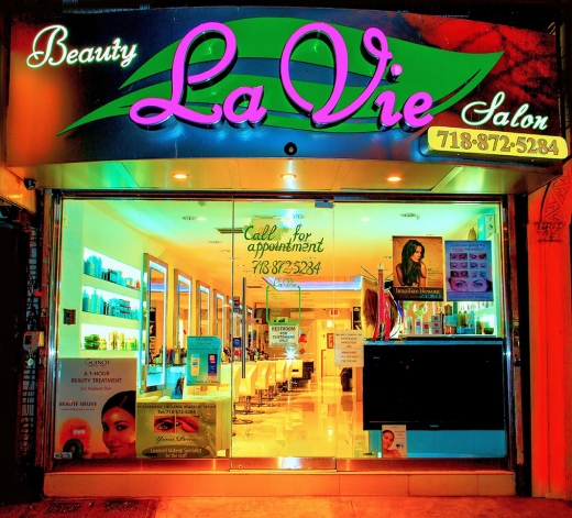 La Vie Beauty Salon in Brooklyn City, New York, United States - #2 Photo of Point of interest, Establishment, Health, Spa, Beauty salon, Hair care